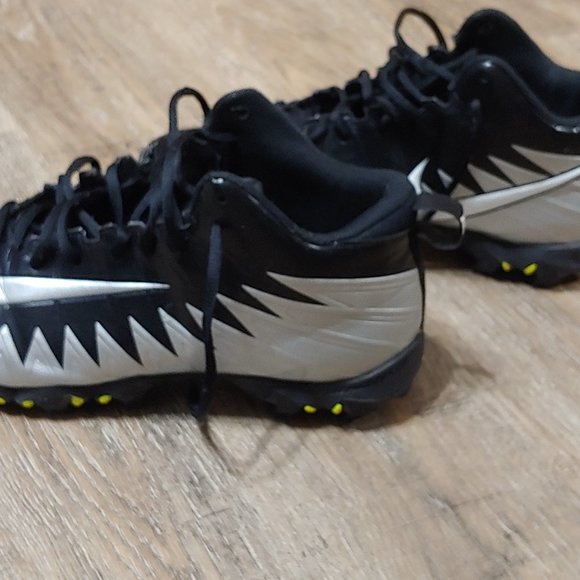 nike fastflex alpha cleats